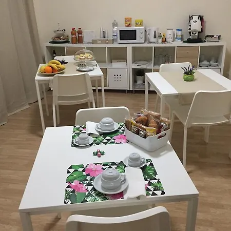 Nicola's Couette-café Pompéi