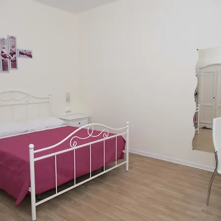 Couette-café Nicola's 2*
